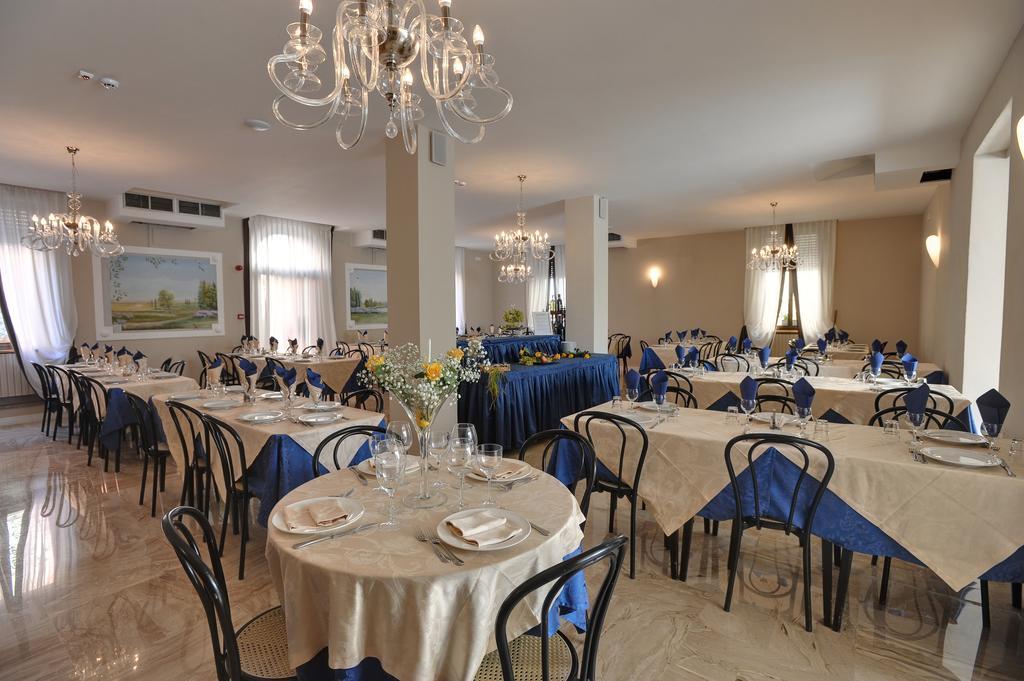 Hotel Piccadilly Монтекатини-Терме Экстерьер фото